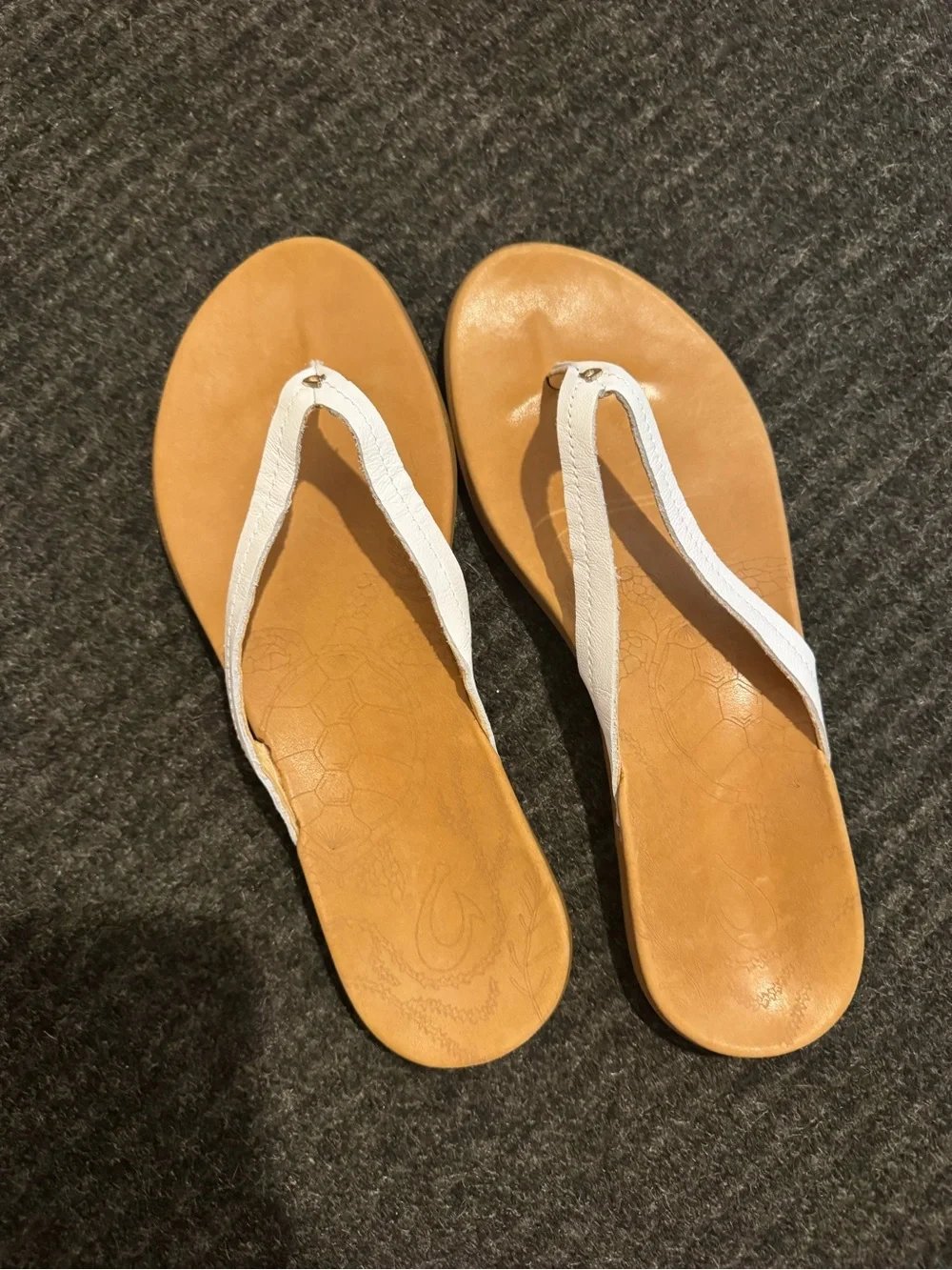 OluKai White Strappy Leather Toe-Post Sandals with Tan Footbed